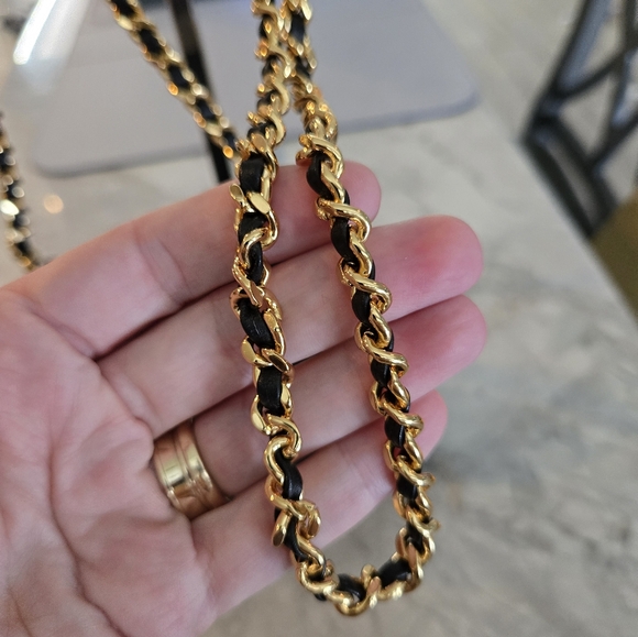 SOLD Chanel Black Woc Crossbody Bag - Picture 5 of 12